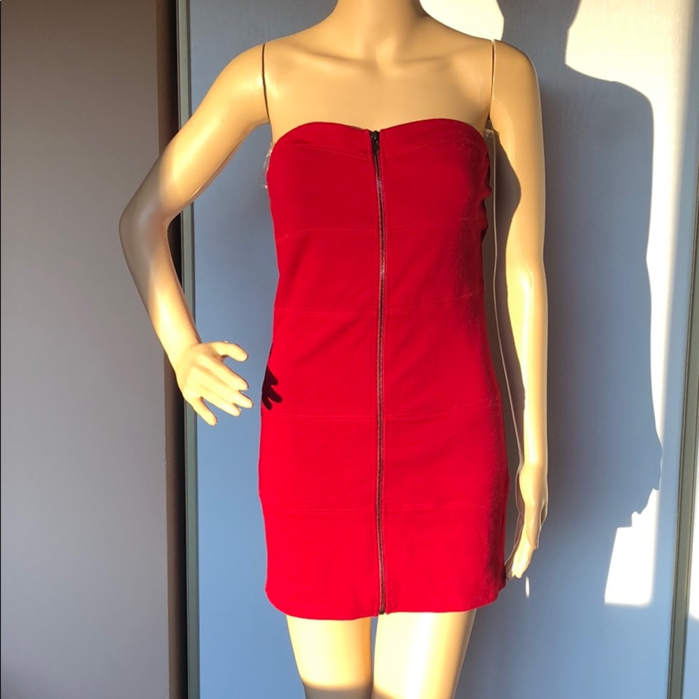 Red stapless mini dress with zipper. Size M